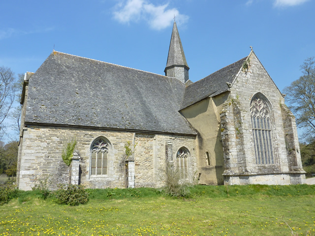 3-abbaye-du-relecq-plouneour-menez